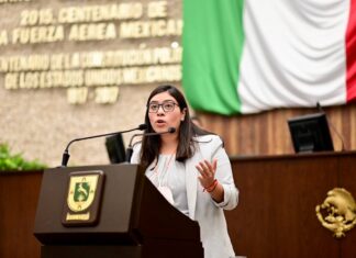 Vida Gómez cuestiona visita de Claudia Sheinbaum a Yucatán.