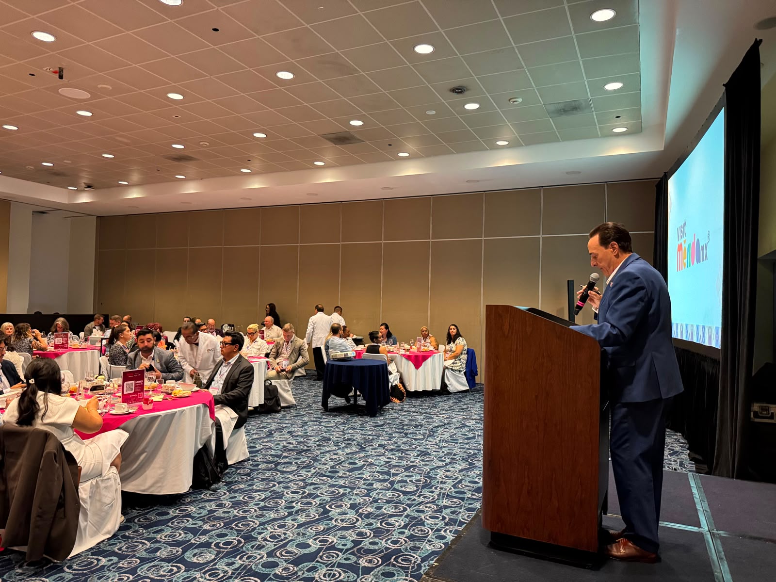 Mérida presentó su oferta turística ante 50 Hosted Buyers internacionales durante IBTM Americas para atraer congresos, convenciones y eventos.