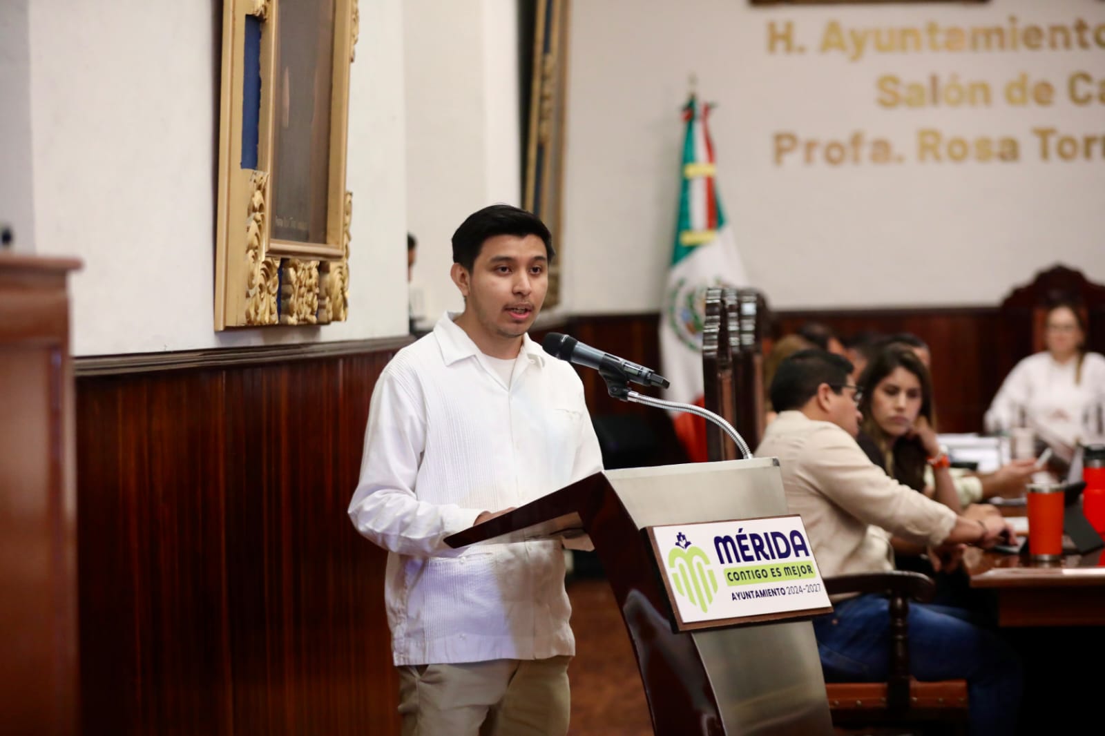 Juventudes de Mérida presentaron propuestas de inteligencia artificial para atender necesidades sociales, productivas y ambientales.