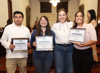 Juventudes de Mérida presentaron propuestas de inteligencia artificial para atender necesidades sociales, productivas y ambientales.