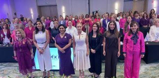 Empresarias durante el encuentro nacional de AMEXME en Mérida.