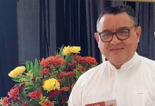 Javier Corona documenta la migración coreana en Yucatán Javier Corona Baeza presenta libro sobre migración coreana en Yucatán.
